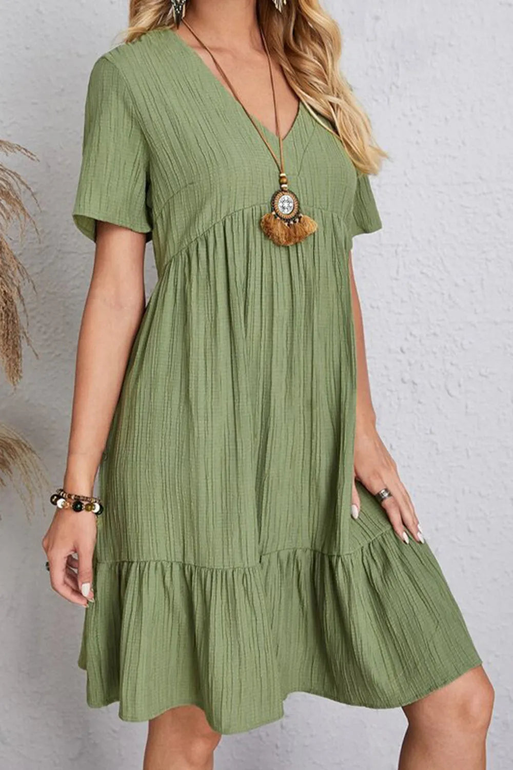 Full Size Ruched V-Neck Short Sleeve Dress Casual Dresses - Tophatter Daily Deals