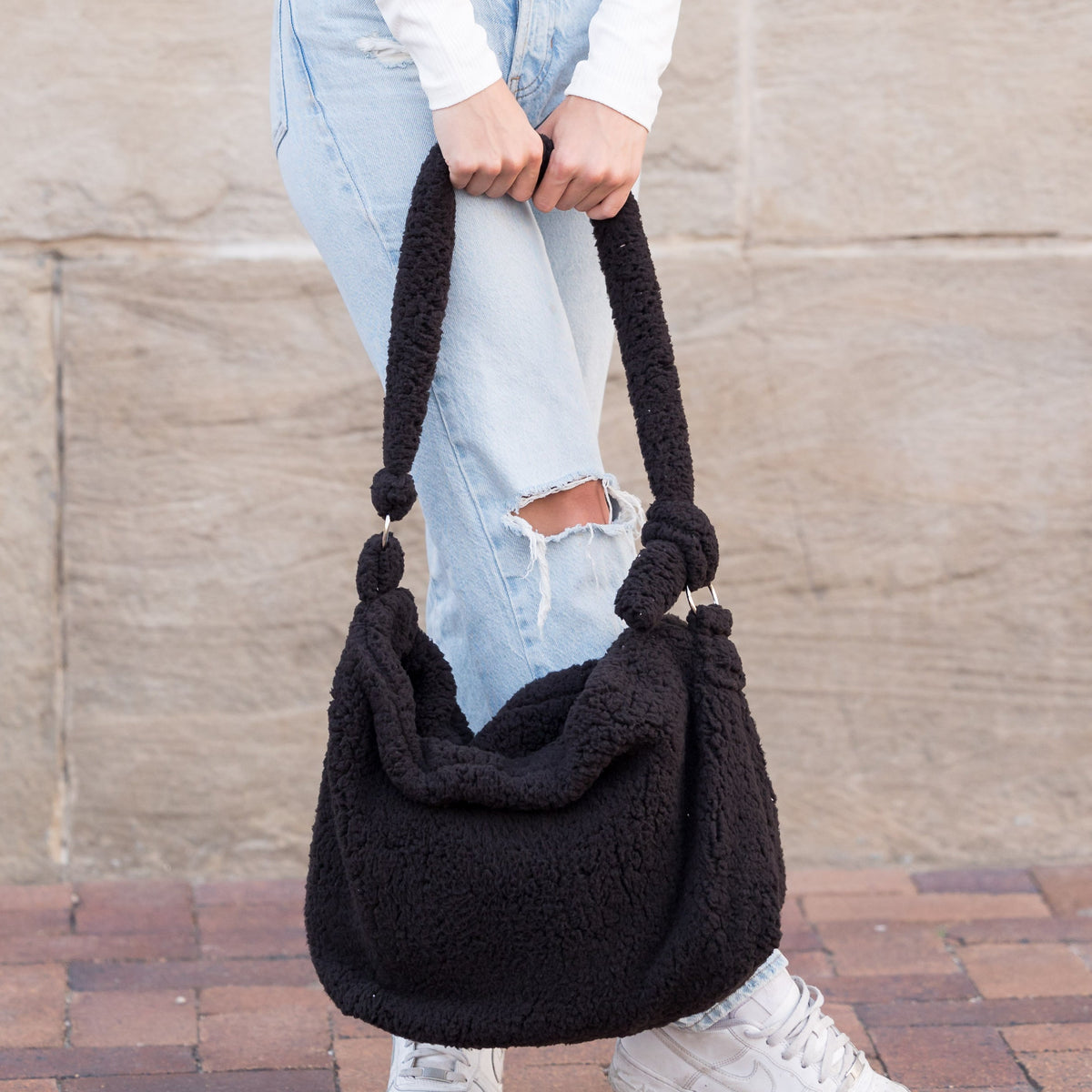 Boucle Sherpa Messenger Bag Handbags & Wallets - Tophatter Daily Deals