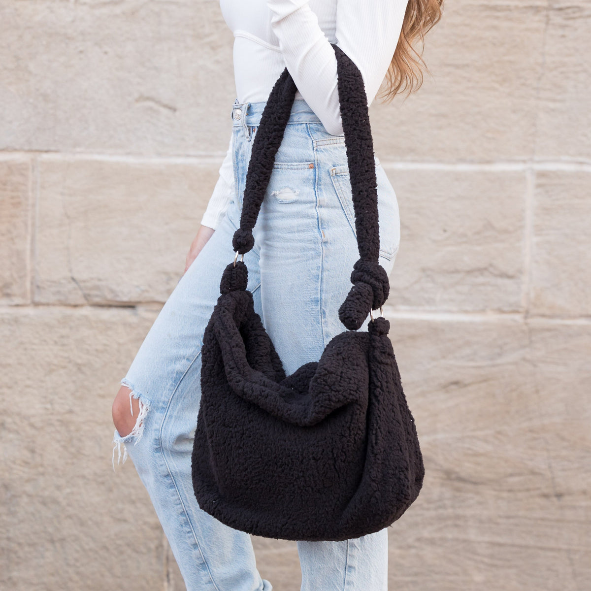 Boucle Sherpa Messenger Bag Handbags & Wallets - Tophatter Daily Deals