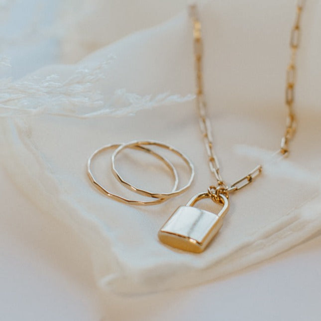 Newport Gold Filled Lock Necklace Necklaces - Tophatter Daily Deals