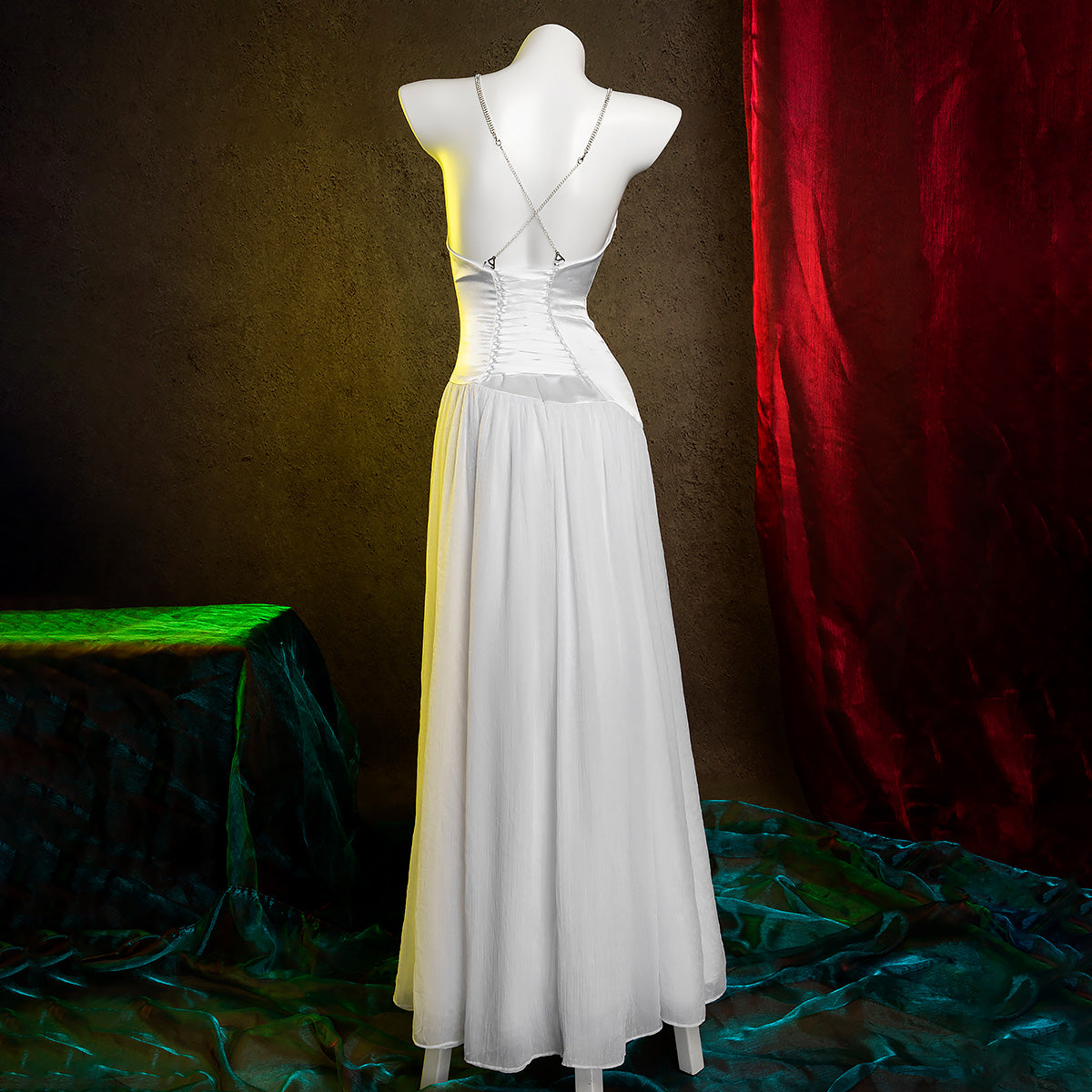 Joker: Folie à Deux Harley Quinn White Dress Cosplay Costume Costume - Tophatter Daily Deals