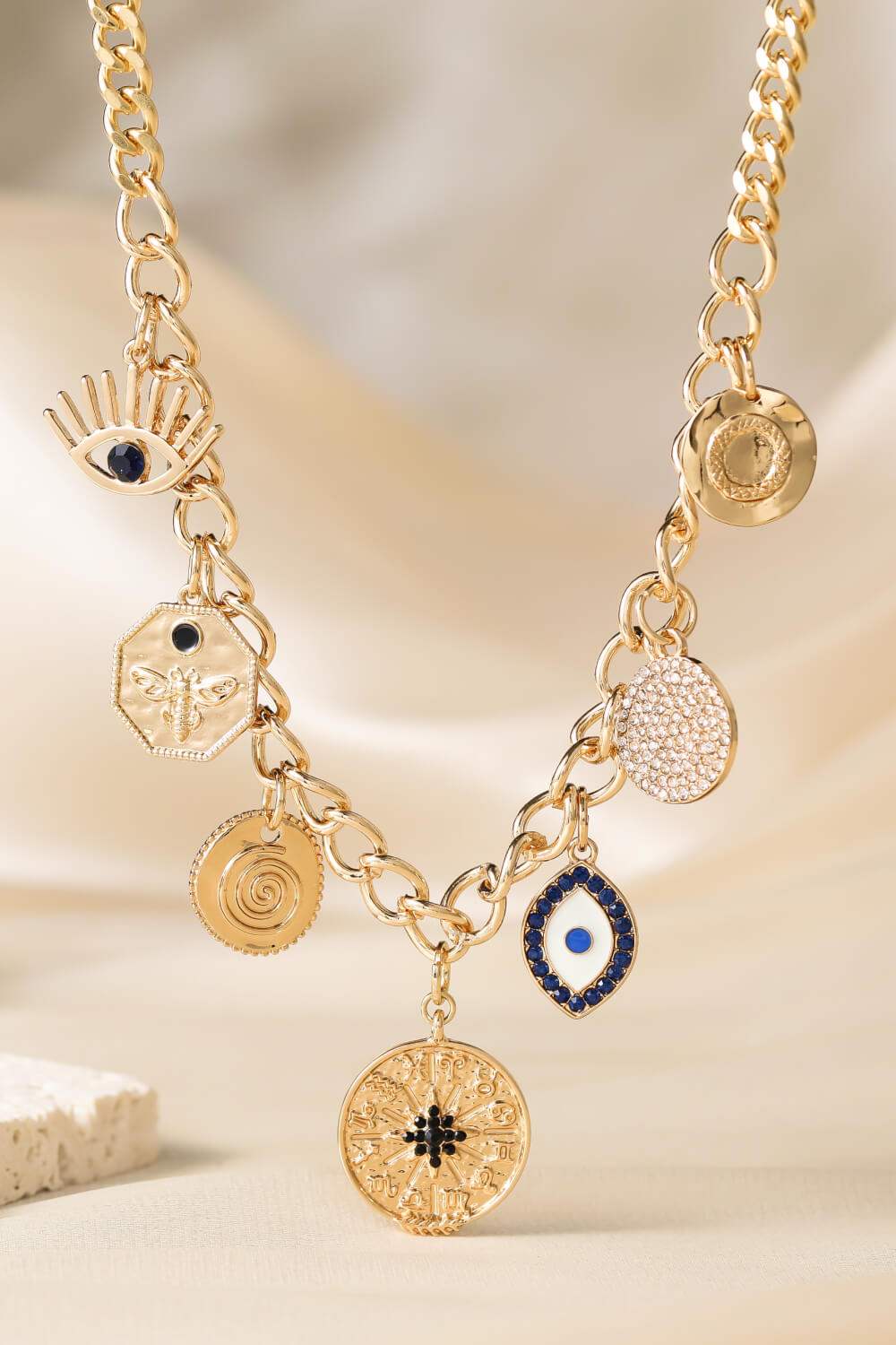 Multi-Pendant Chain Necklace Necklaces - Tophatter Daily Deals
