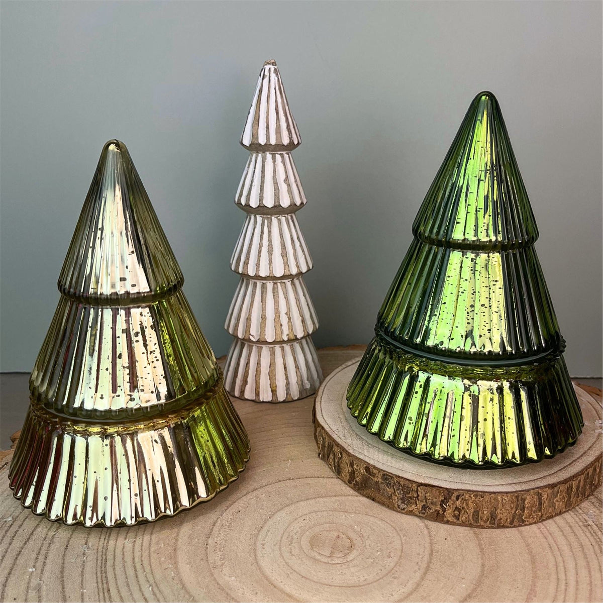 Glass Christmas Tree 2-wick Scented Candle | Christmas Candle Holder - 17cm Scented Candle - Tophatter Daily Deals