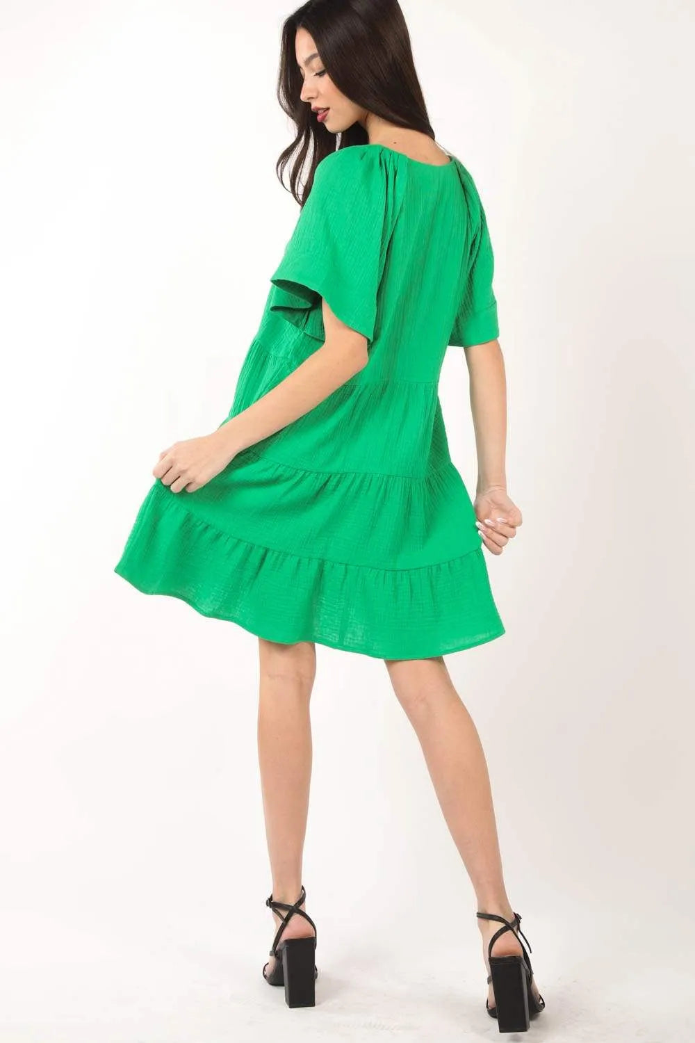 VERY J Texture V-Neck Ruffled Tiered Dress Casual Dresses - Tophatter Daily Deals