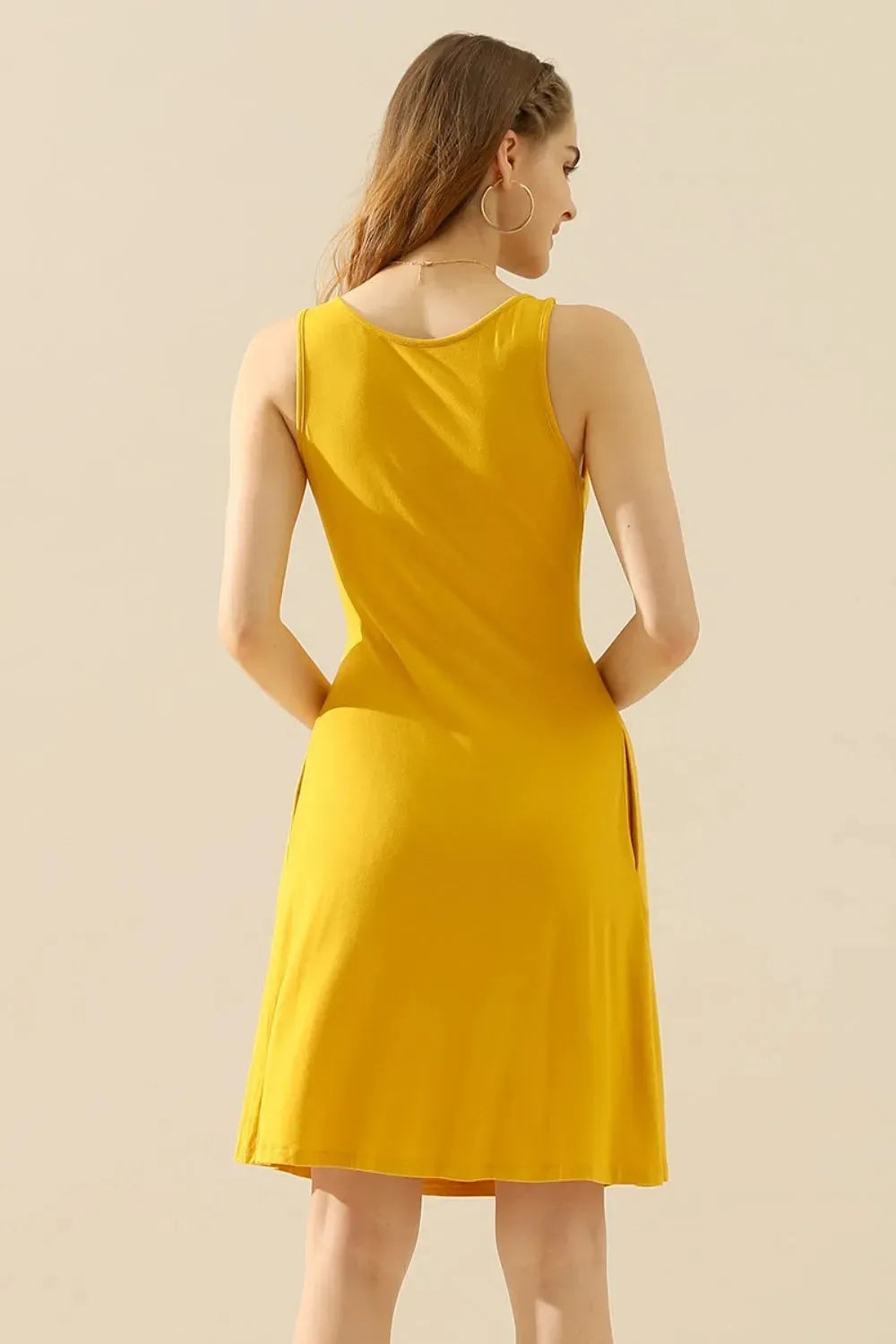 Doublju Full Size Round Neck Ruched Sleeveless Dress with Pockets Cocktail Dresses - Tophatter Daily Deals
