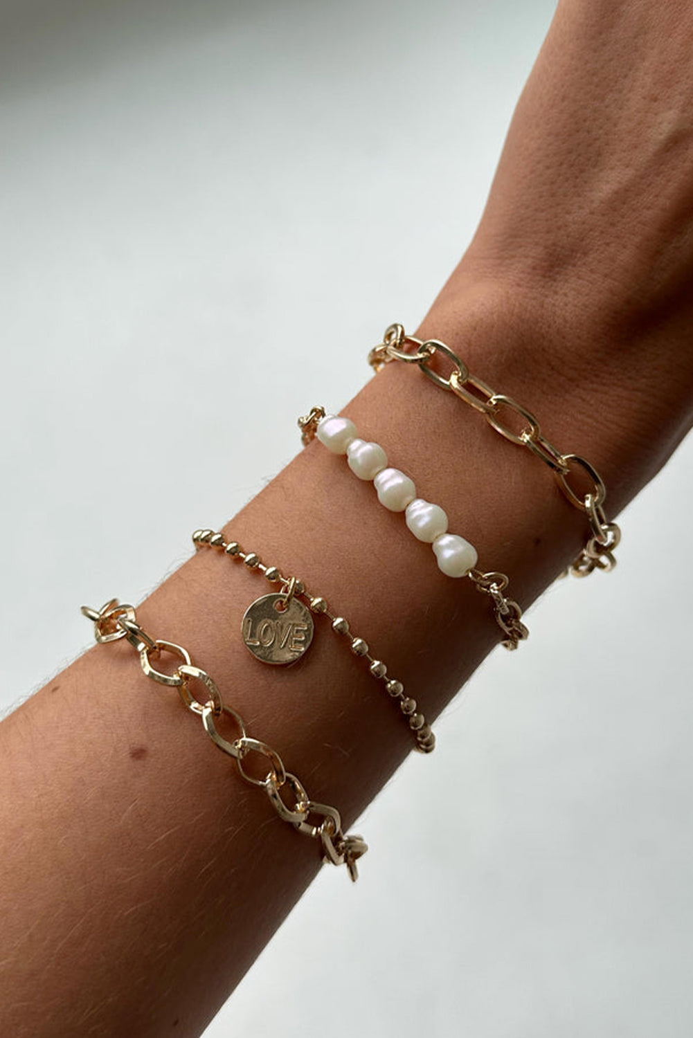 Gold Pearl Link Chain Love Alloy Bracelet Bracelets - Tophatter Daily Deals