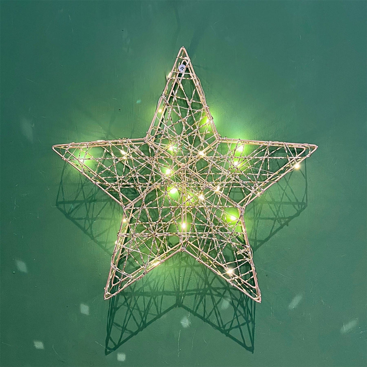 Gold Christmas Star Light | Gold Wire LED Standing Star Decoration - 30cm LED Light - Tophatter Daily Deals