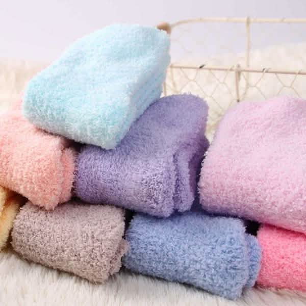 6-Pairs: Women's Sinter Warm Socks Women's Socks & Hosiery - Tophatter Daily Deals