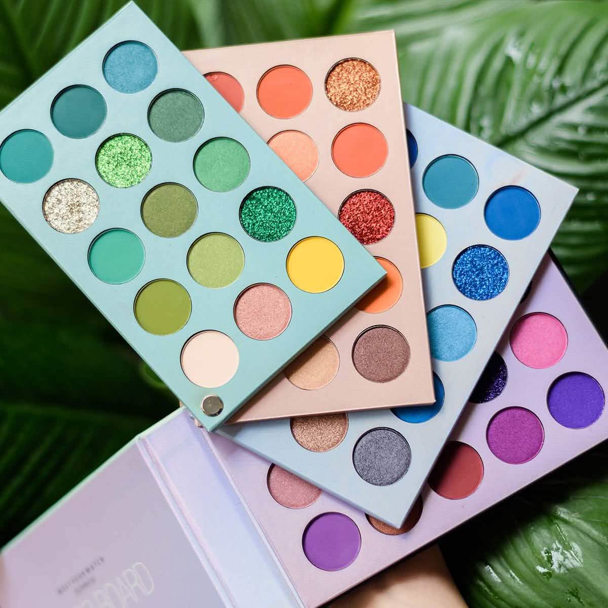 60 Colors Eyeshadow Palette 4-in-1 Color Board Makeup Palette Set Beauty & Personal Care - Tophatter Daily Deals