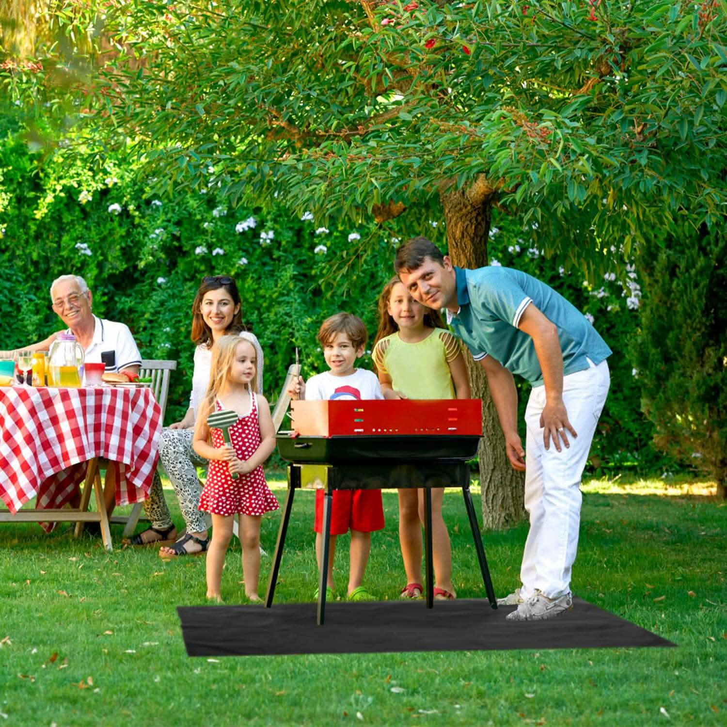 60 x 39" Under Grill Mat Folding Oil Absorbent Reusable Water Resistant Kitchen Tools & Gadgets - Tophatter Daily Deals