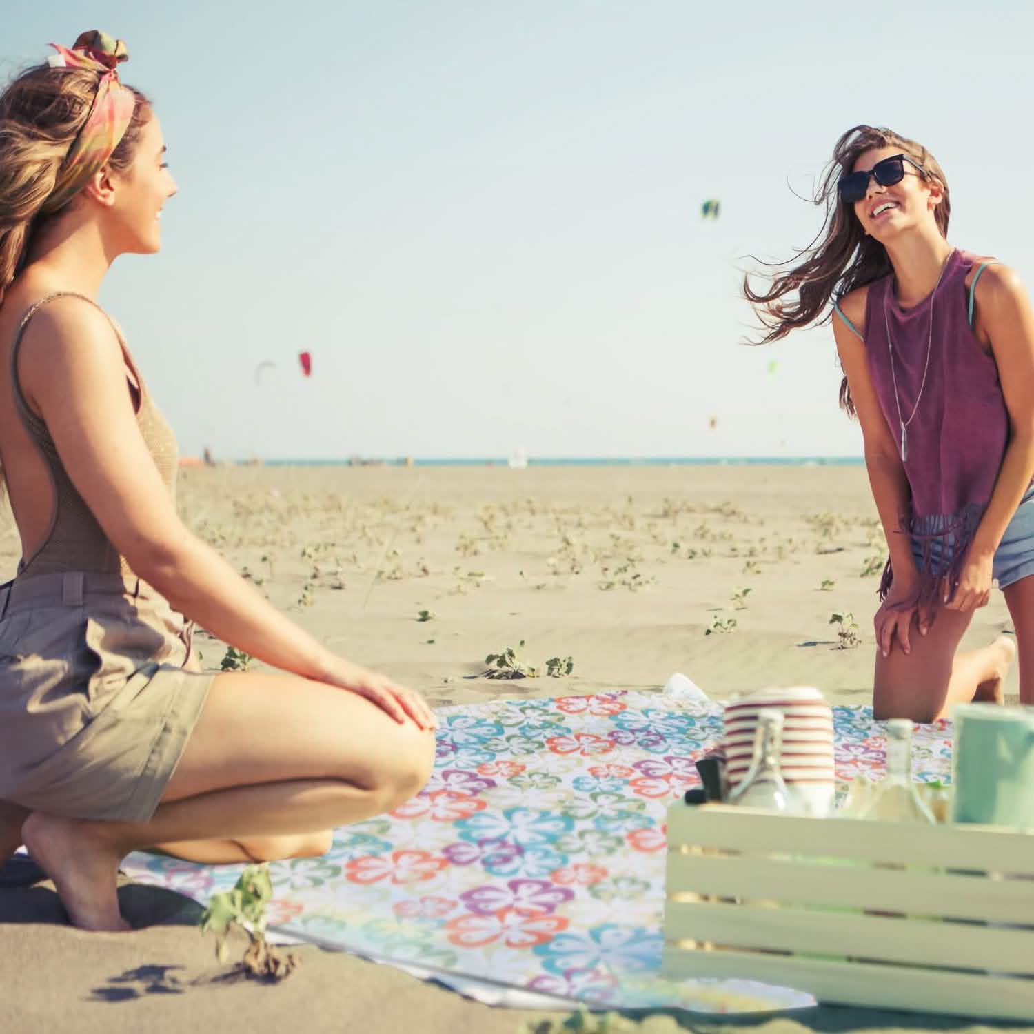 60" x 78" Foldable Waterproof Picnic Blanket with Strap Outdoor Recreation - Tophatter Daily Deals