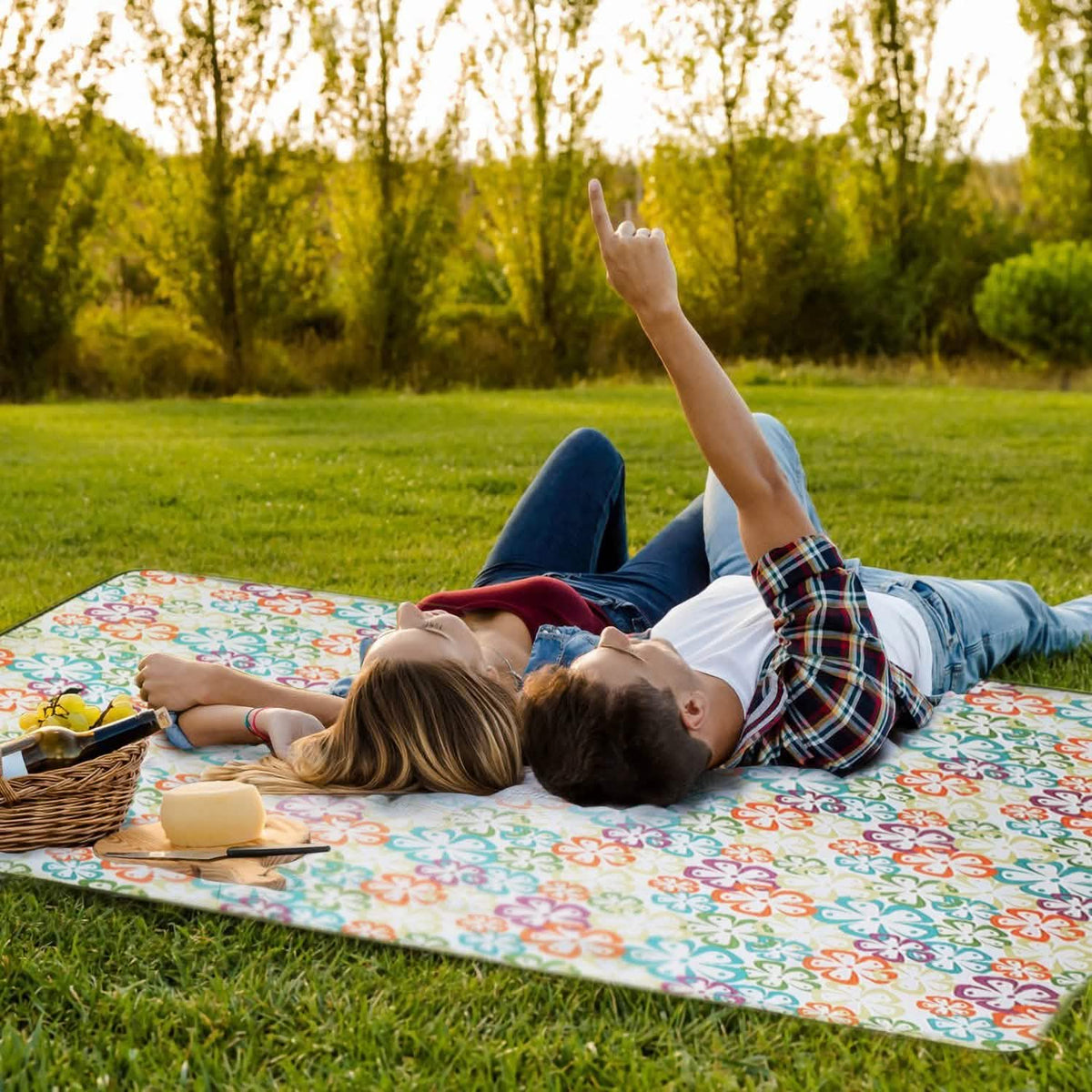 60" x 78" Foldable Waterproof Picnic Blanket with Strap Outdoor Recreation - Tophatter Daily Deals