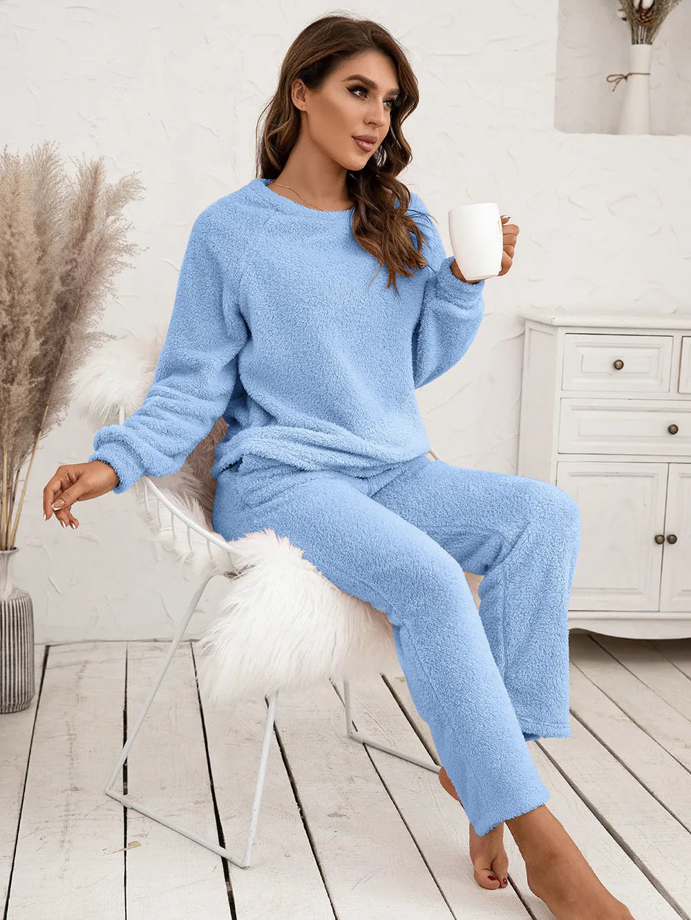 Teddy Long Sleeve Top and Pants Lounge Set Loungewear Sets - Tophatter Daily Deals