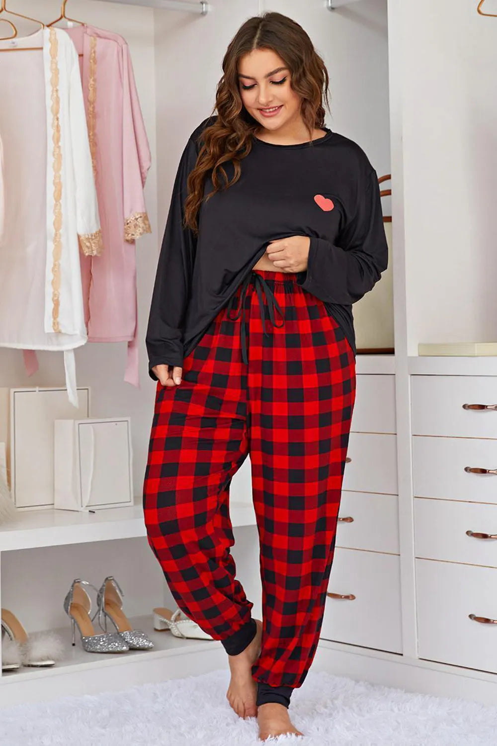 Plus Size Heart Graphic Top and Plaid Joggers Lounge Set Loungewear Sets - Tophatter Daily Deals