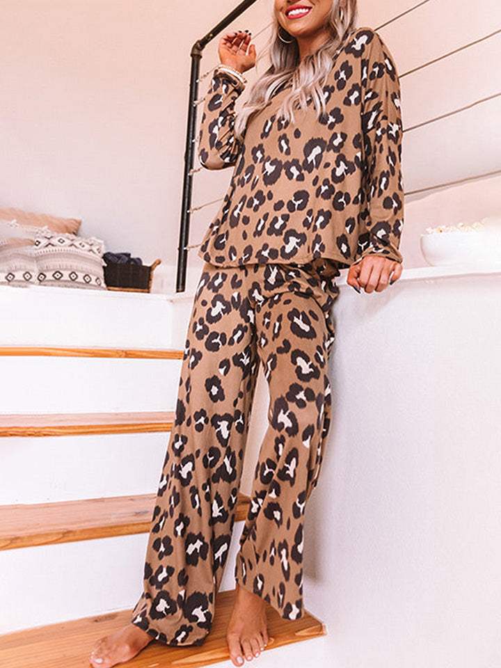 Leopard Long Sleeve Top and Pants Lounge Set Leopard Loungewear Sets - Tophatter Daily Deals