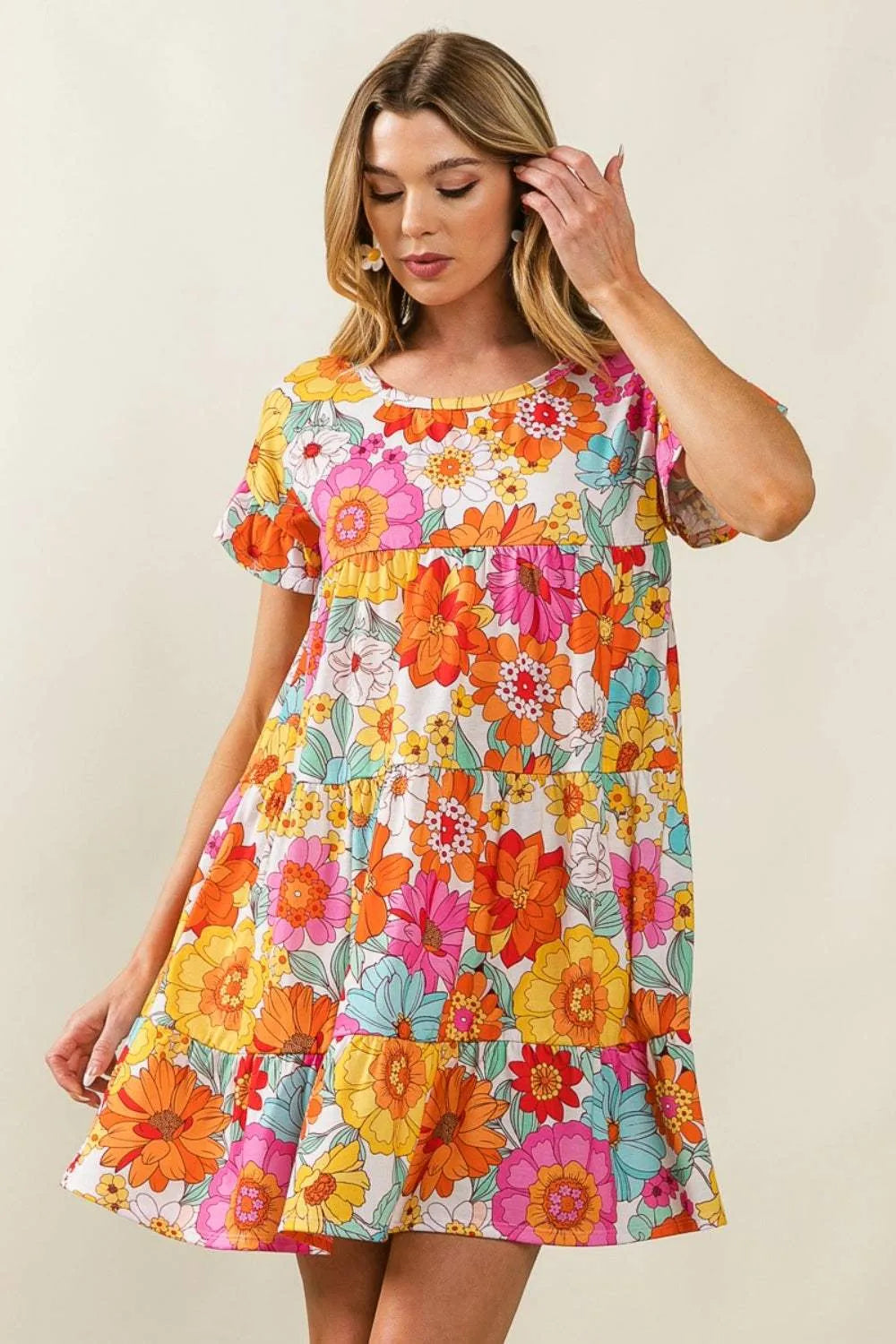 BiBi Floral Short Sleeve Tiered Dress Casual Dresses - Tophatter Daily Deals