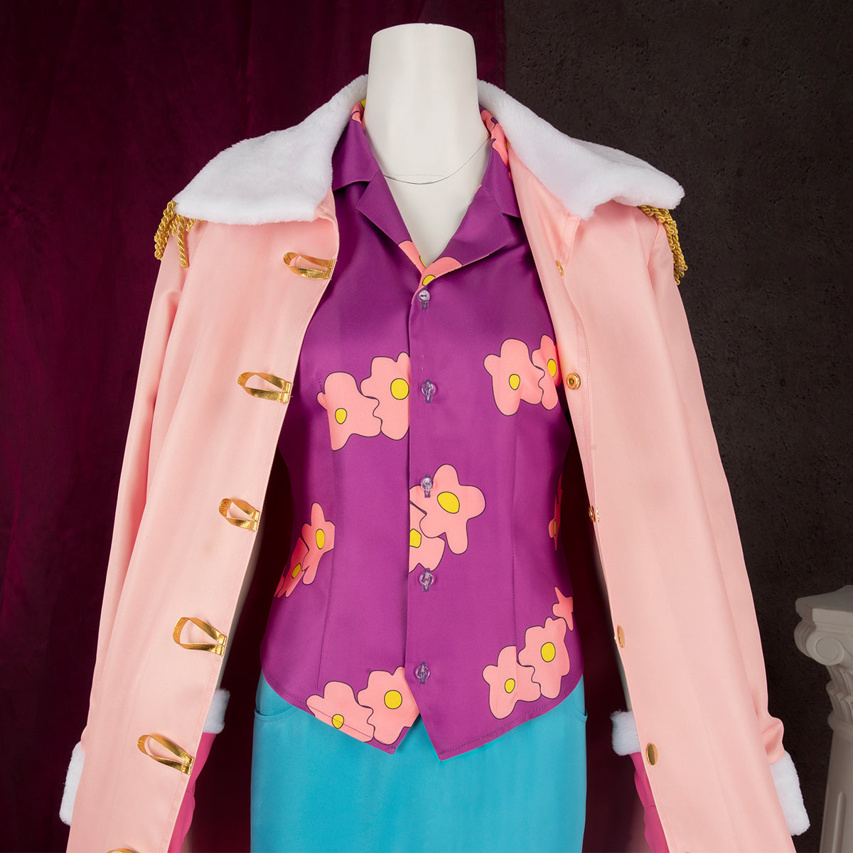 One Piece Tashigi Cosplay Costume Costume - Tophatter Daily Deals