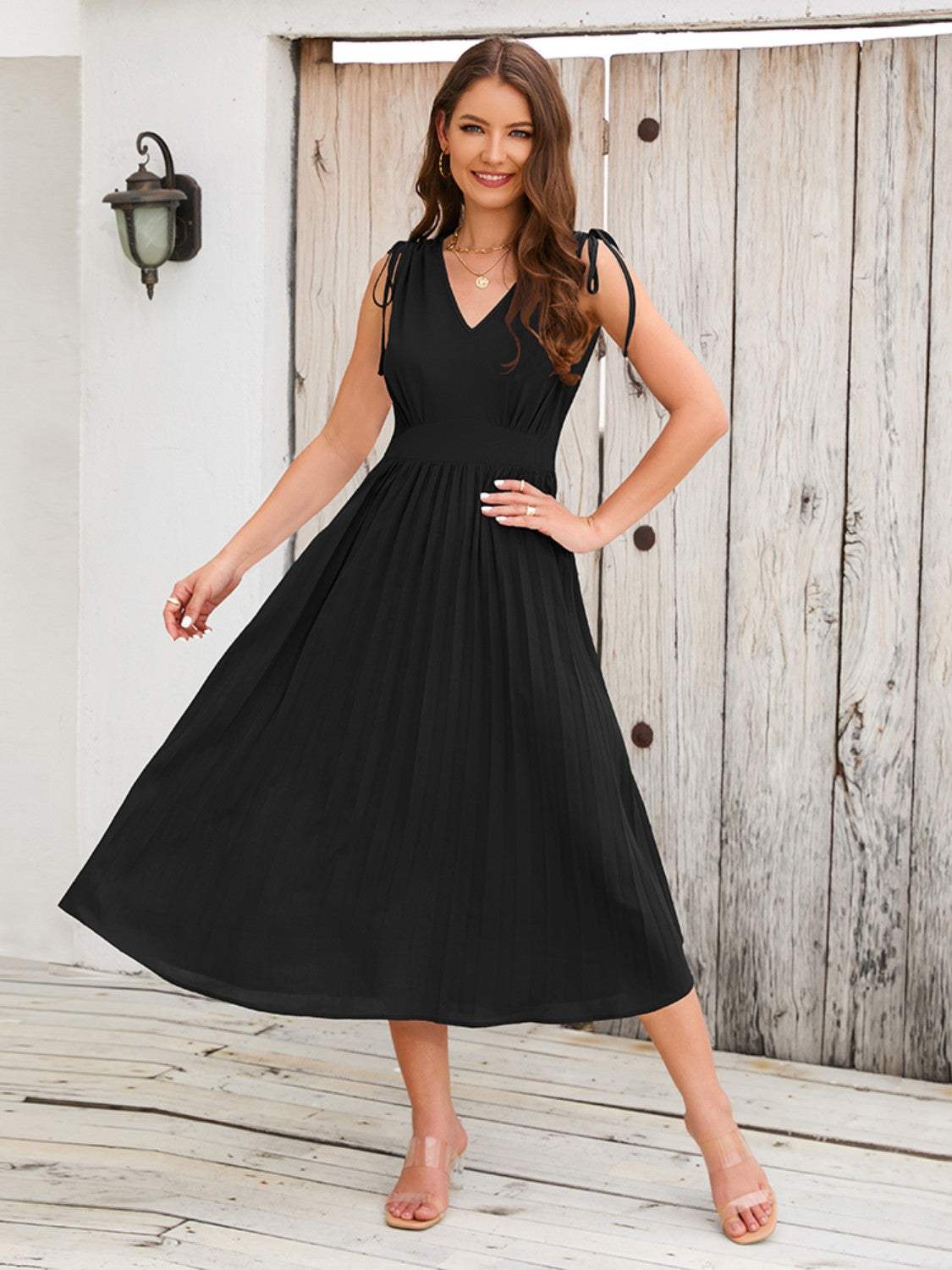 Pleated V-Neck Sleeveless Midi Dress Casual Dresses - Tophatter Daily Deals