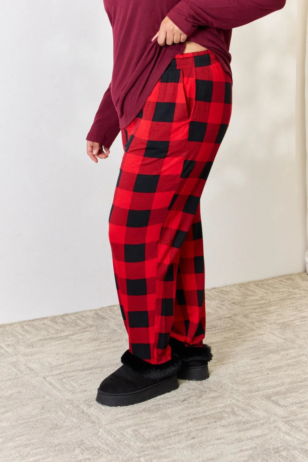 Zenana Full Size Plaid Round Neck Top and Pants Pajama Set Loungewear Sets - Tophatter Daily Deals