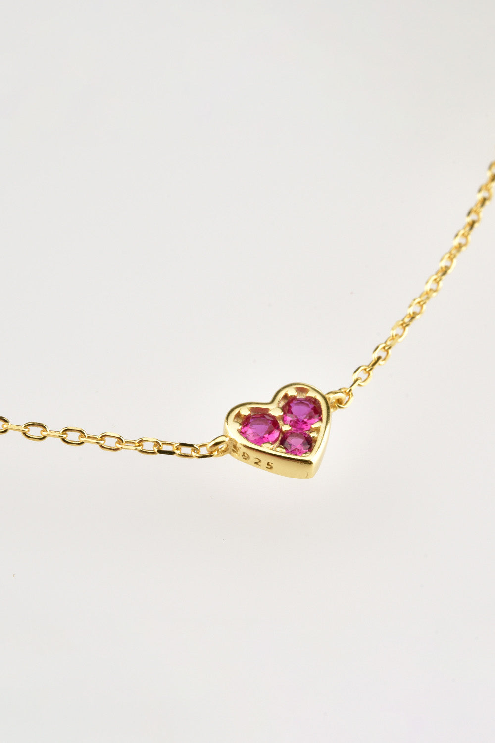 Inlaid Zircon Heart Necklace Necklaces - Tophatter Daily Deals