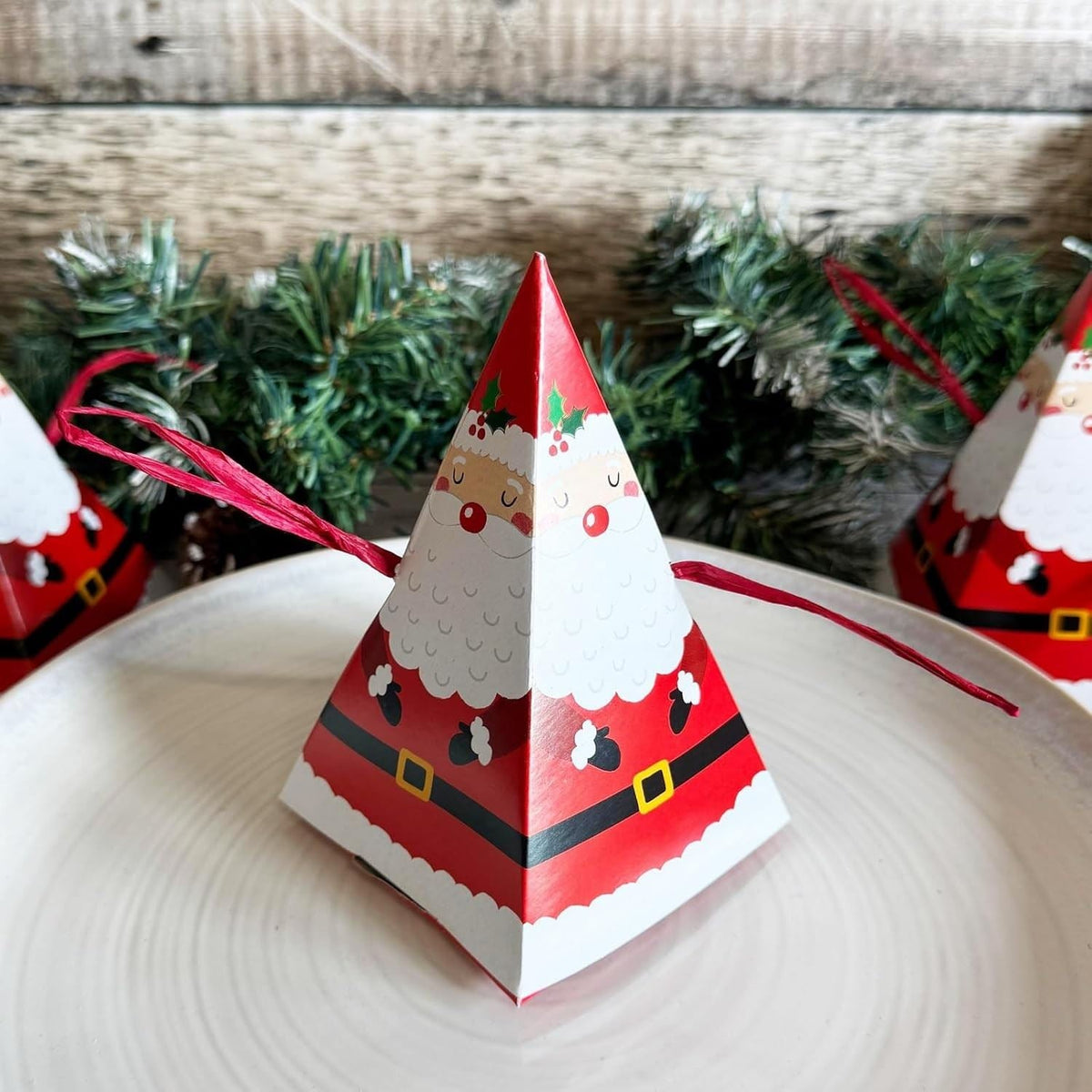 Set of 6 Santa Crackers with Would You Rather Game | Novelty Christmas Crackers Christmas Cracker - Tophatter Daily Deals