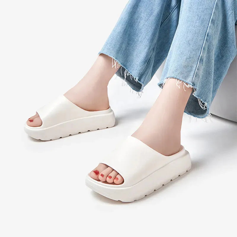 Fish Mouth Slippers Slippers - Tophatter Daily Deals