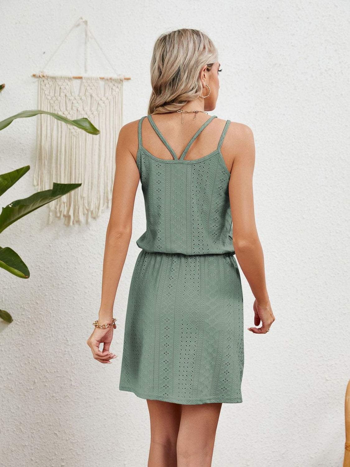 Eyelet Scoop Neck Sleeveless Dress Casual Dresses - Tophatter Daily Deals