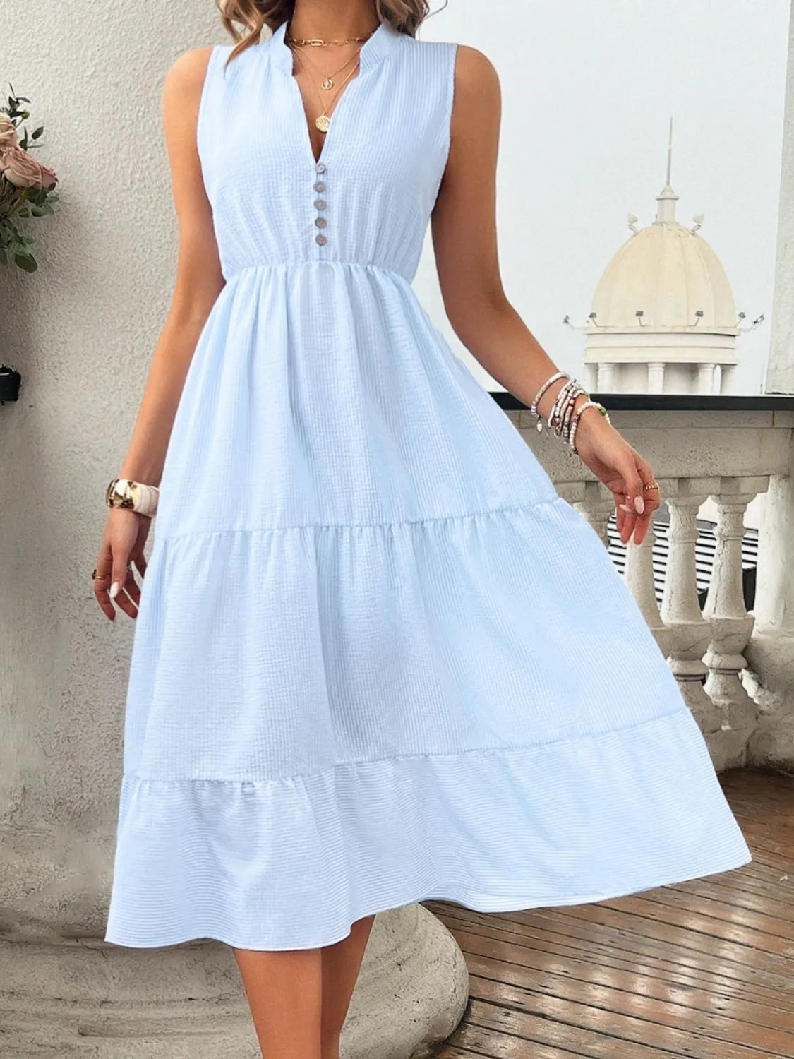 Devine Tiered Notched Sleeveless Midi Dress Casual Dresses - Tophatter Daily Deals