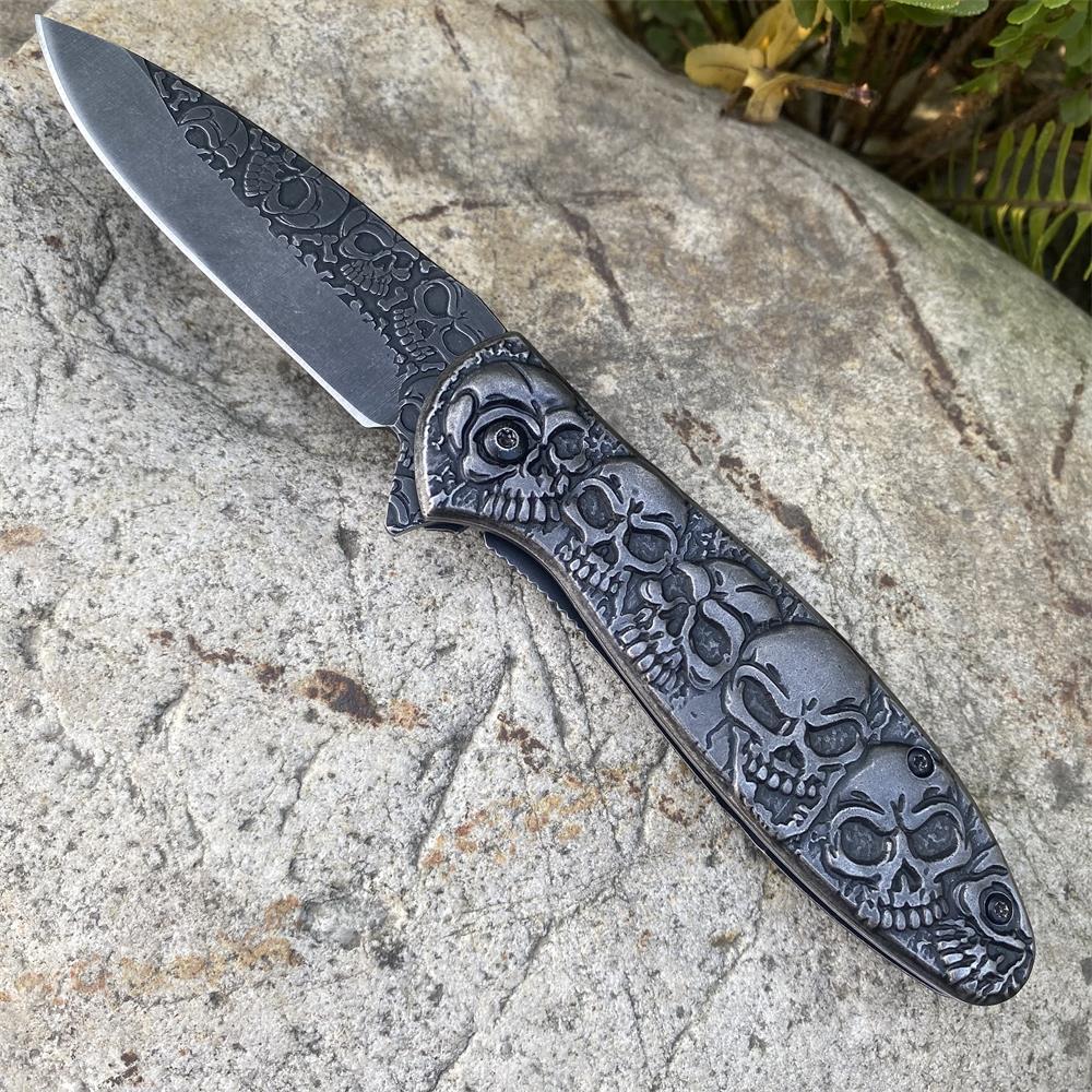 6 Skull Heads Folding Knife - Tophatter Daily Deals