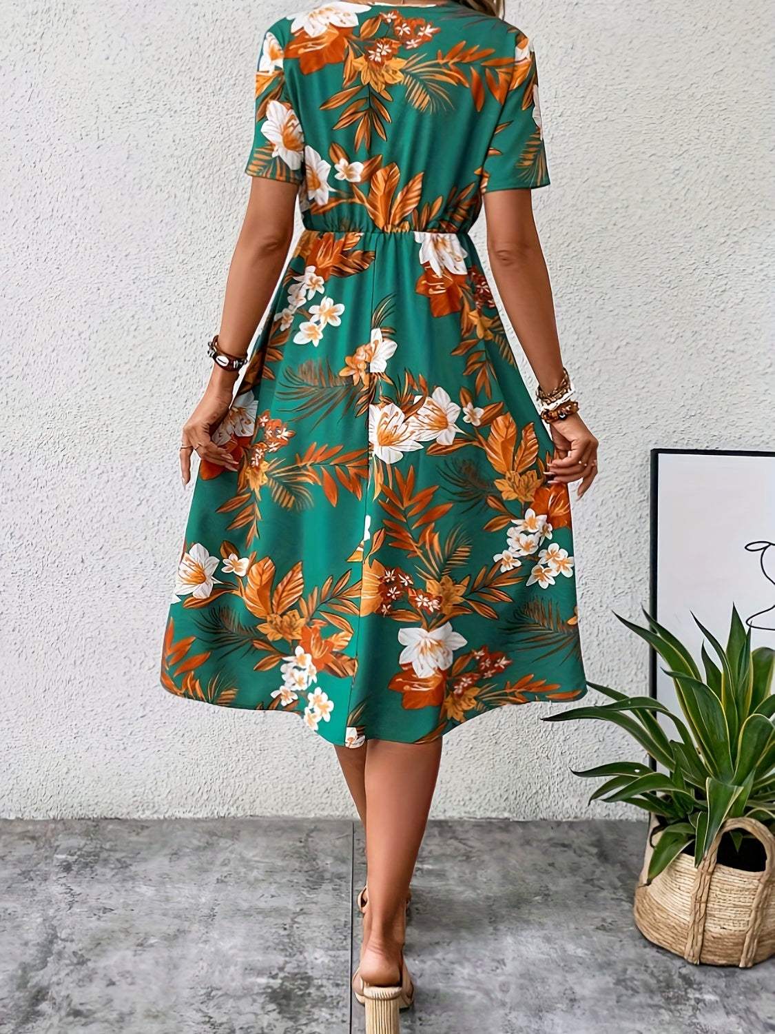 Floral Surplice Short Sleeve Dress Casual Dresses - Tophatter Daily Deals