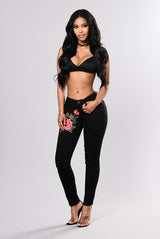 Black jeans with embroidered feet Black 0 - Tophatter Daily Deals