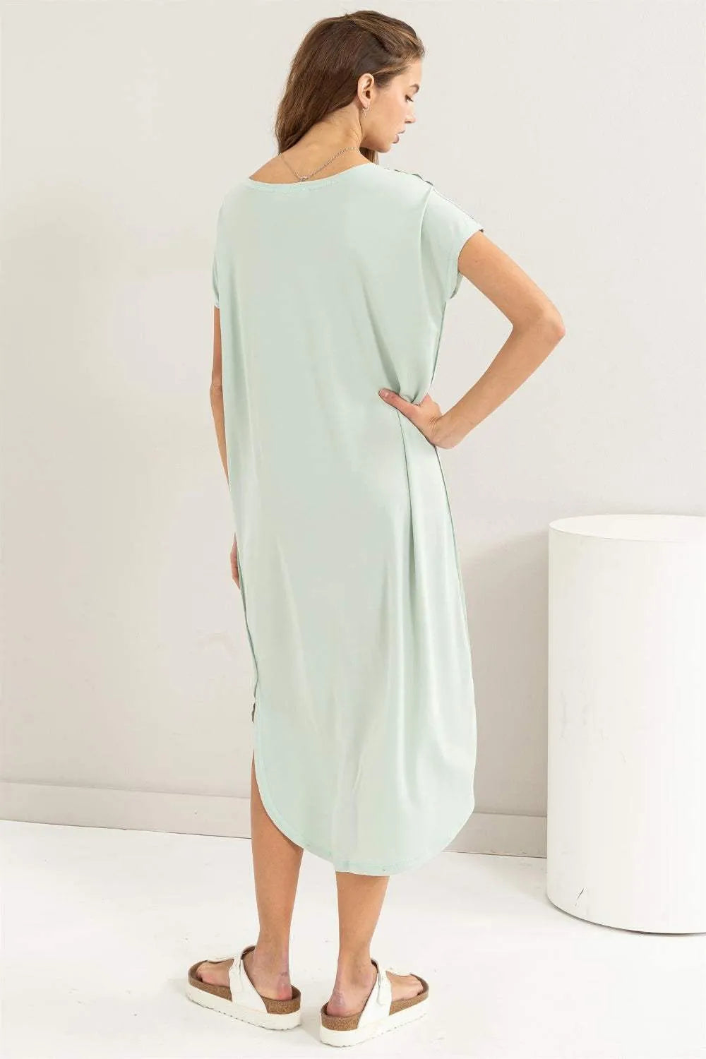 HYFVE Short Sleeve High-Low Slit Midi Dress Casual Dresses - Tophatter Daily Deals