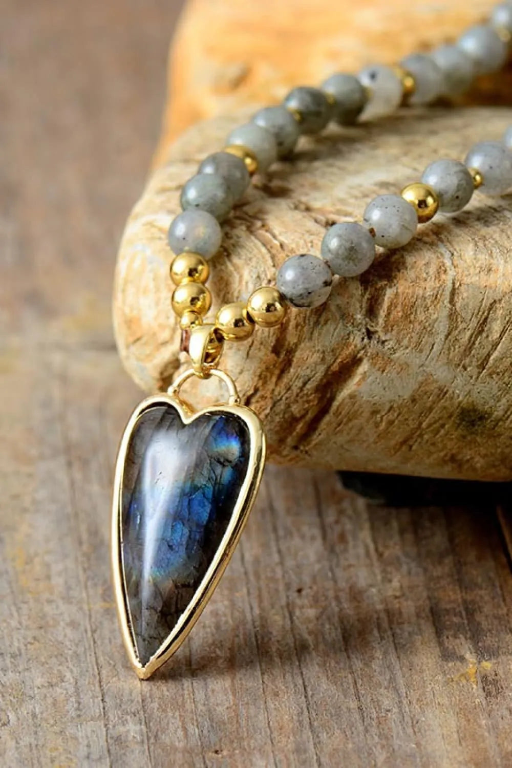Natural Stone Pendant Beaded Necklace Necklaces - Tophatter Daily Deals
