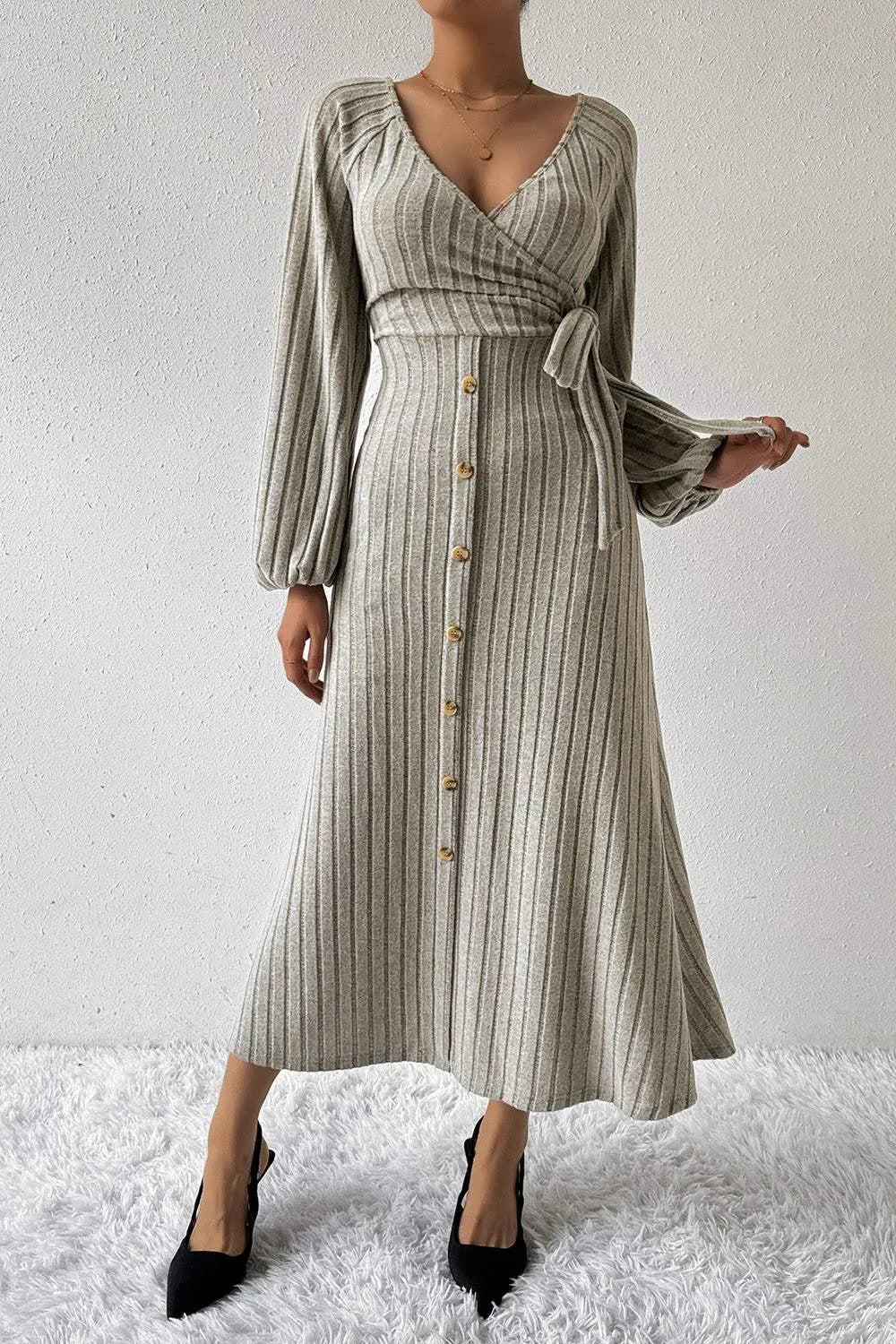Surplice Tied Balloon Sleeve Midi Dress Cocktail Dresses - Tophatter Daily Deals