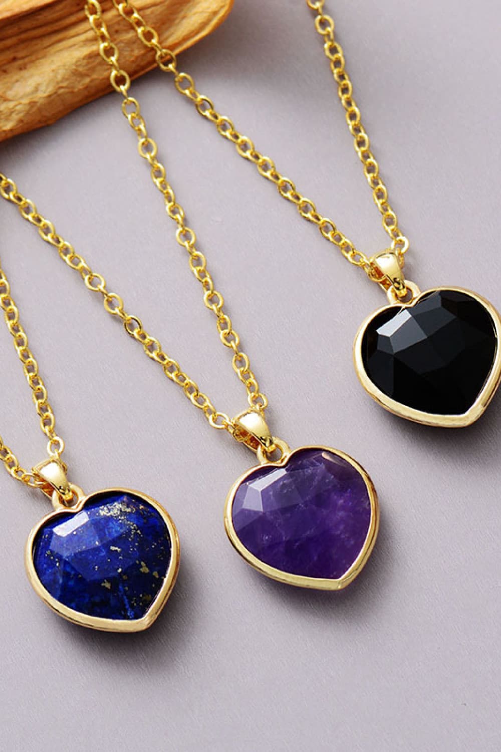 Natural Stone Heart Pendant Necklace Necklaces - Tophatter Daily Deals