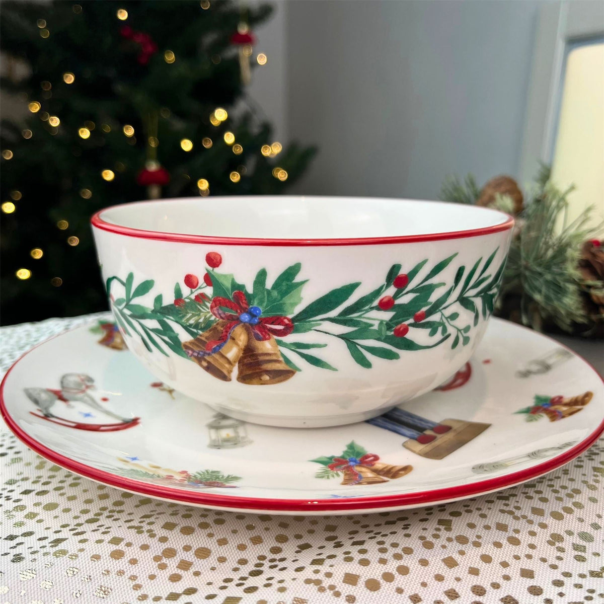 Christmas Nutcracker Bowl | Traditional Festive Round Ceramic Bowl - 500ml Bowl - Tophatter Daily Deals