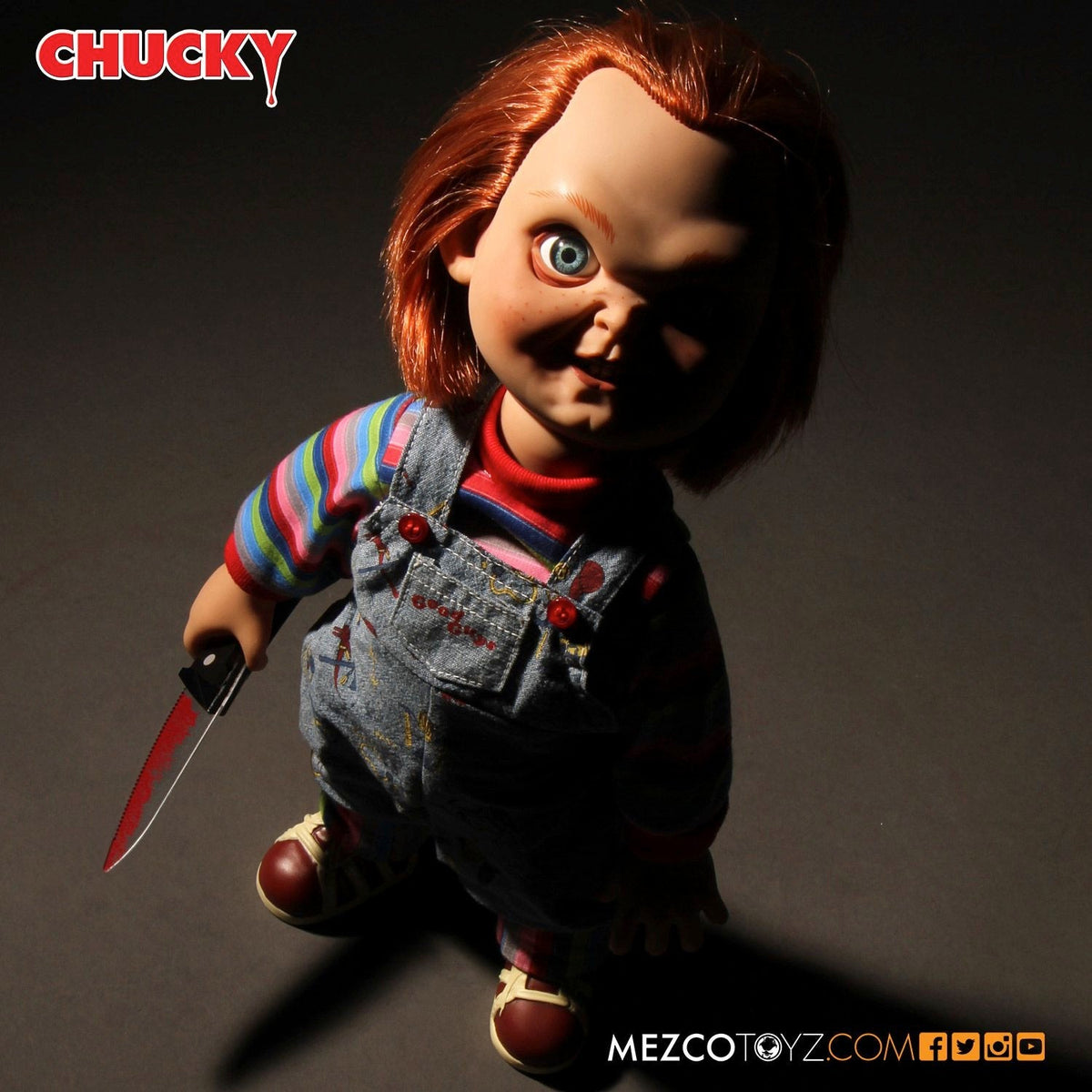 Child's Play - UK Exclusive Talking Chucky (Evil Face) 15" MDS Megascale Collectible Figure - Tophatter Daily Deals