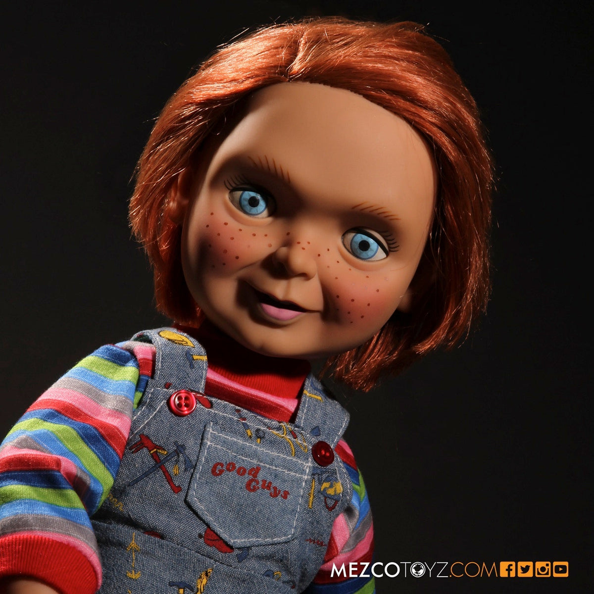 Child's Play – Talking Chucky (Happy Face) MDS Mega Scale Figure, UK Exclusive Collectible Figure - Tophatter Daily Deals