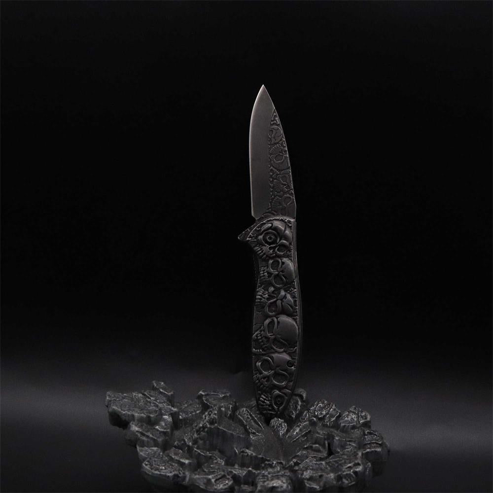 6 Skull Heads Folding Knife - Tophatter Daily Deals