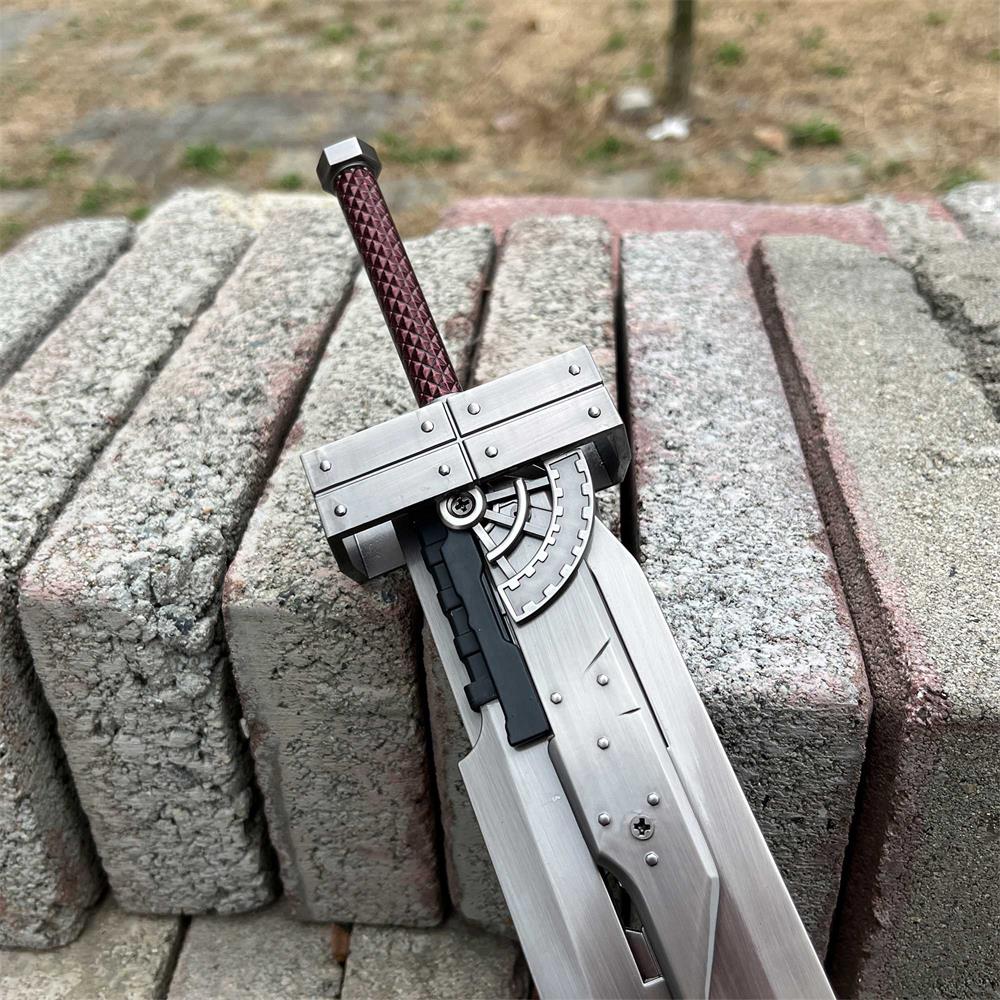 Cloud Strife's Fusion Sword - Tophatter Daily Deals