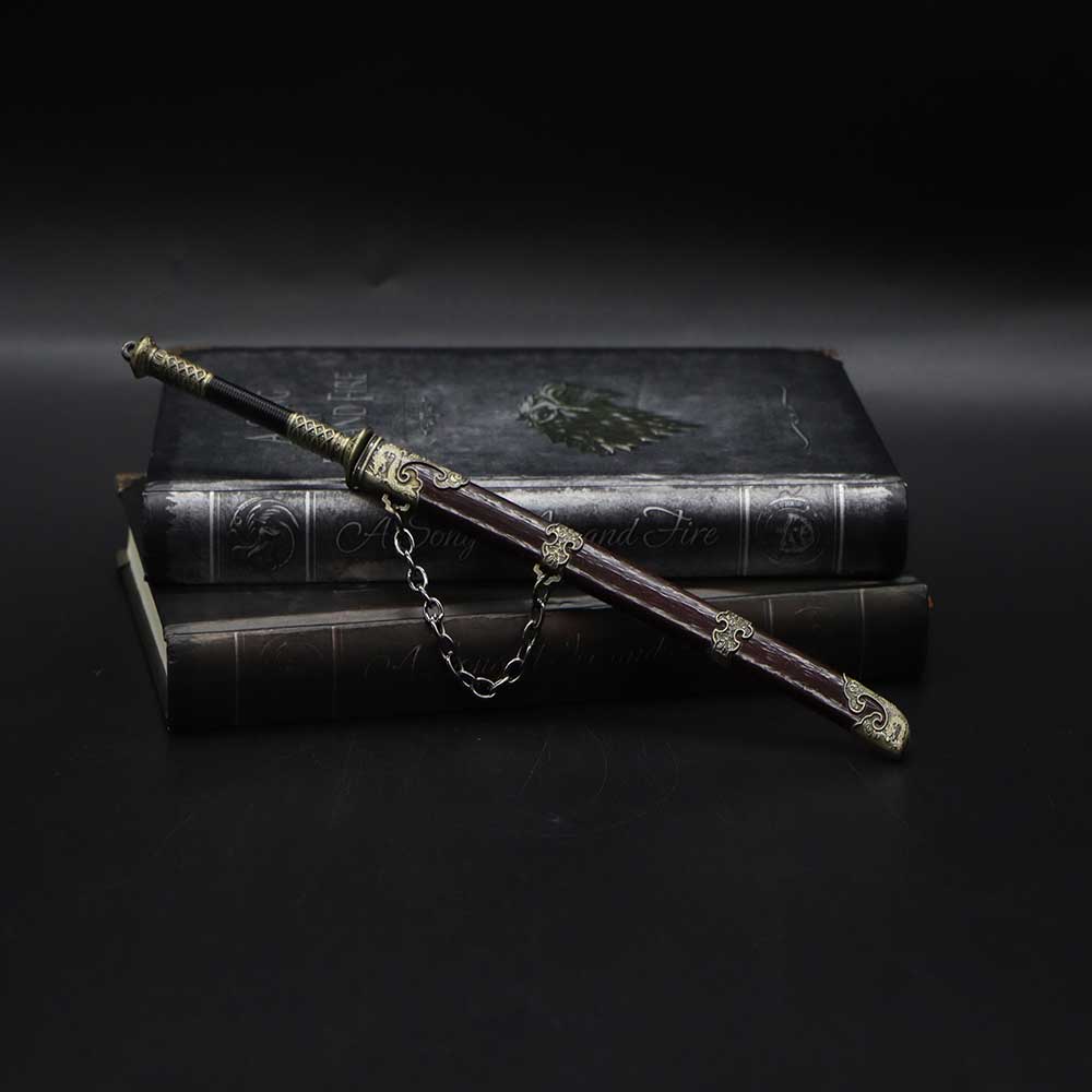 Seedling Knife - Tophatter Daily Deals