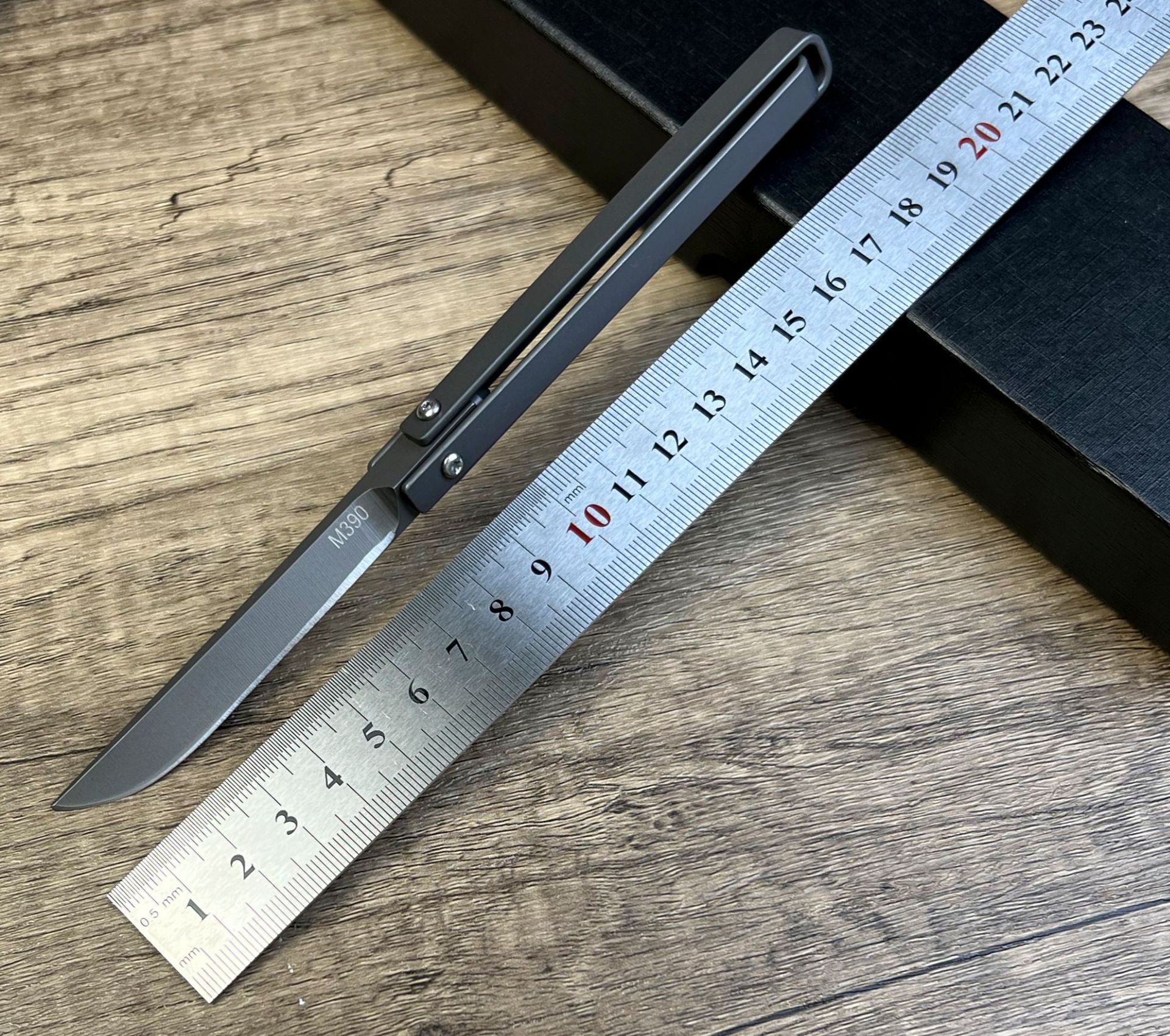 Mini mechanical creative rotary knife - Tophatter Daily Deals