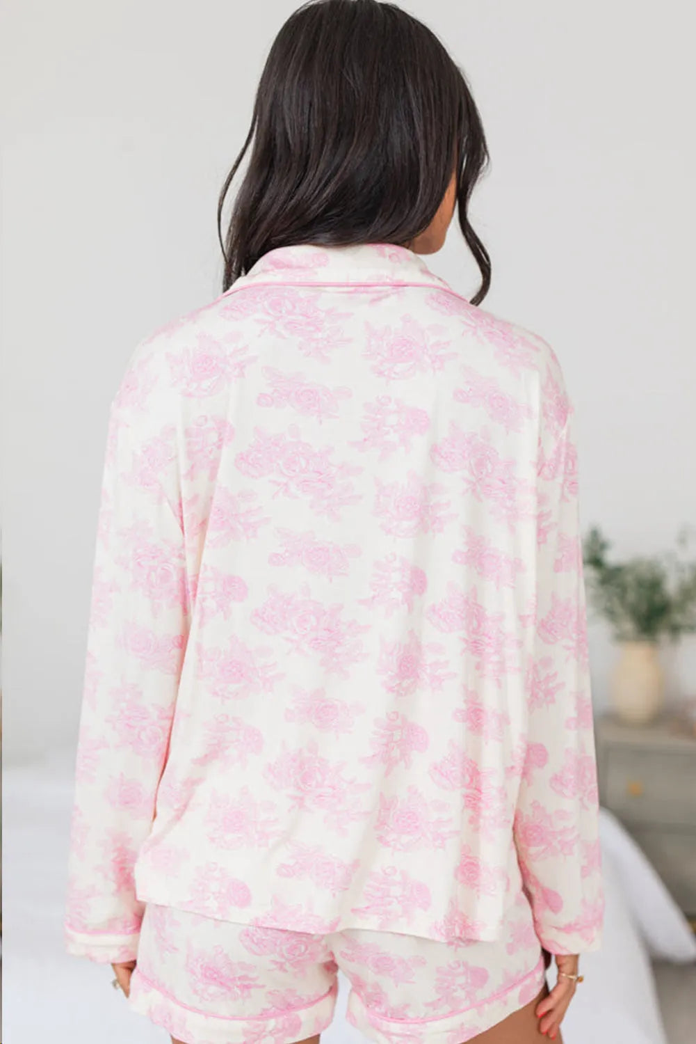 Pink Floral Long Sleeve and Pants Pajamas Set Loungewear & Sleepwear/Sleepwear - Tophatter Daily Deals