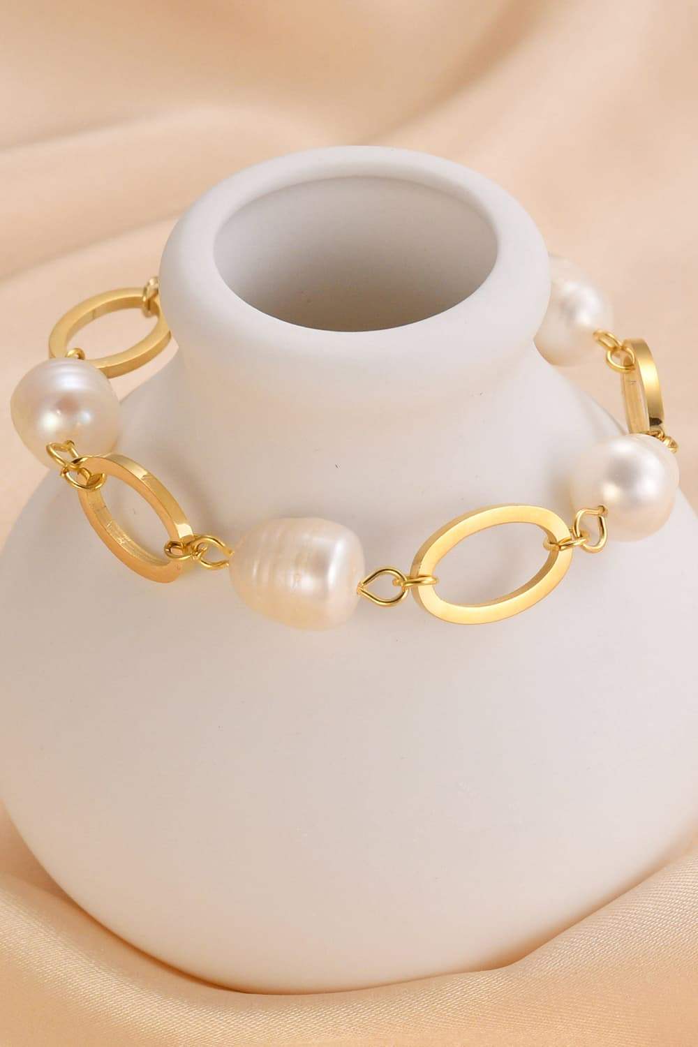 14K Gold-plated Lobster Closure Freshwater Pearl Bracelet Bracelets - Tophatter Daily Deals