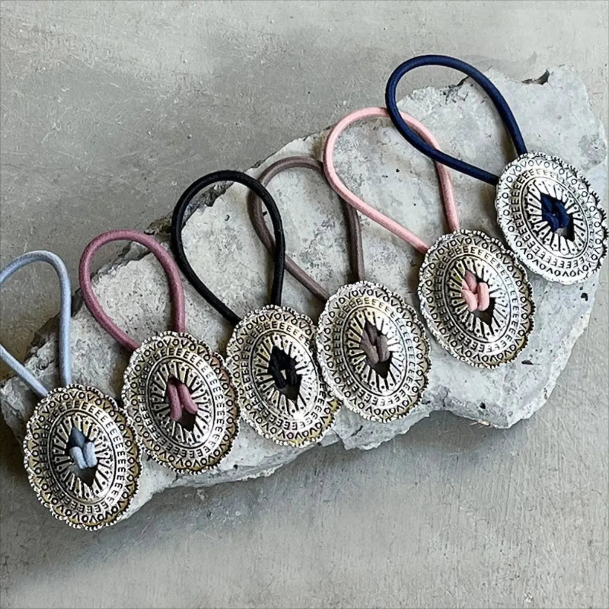 2-Piece Alloy Elastic Hair Ropes Hair Accessories - Tophatter Daily Deals