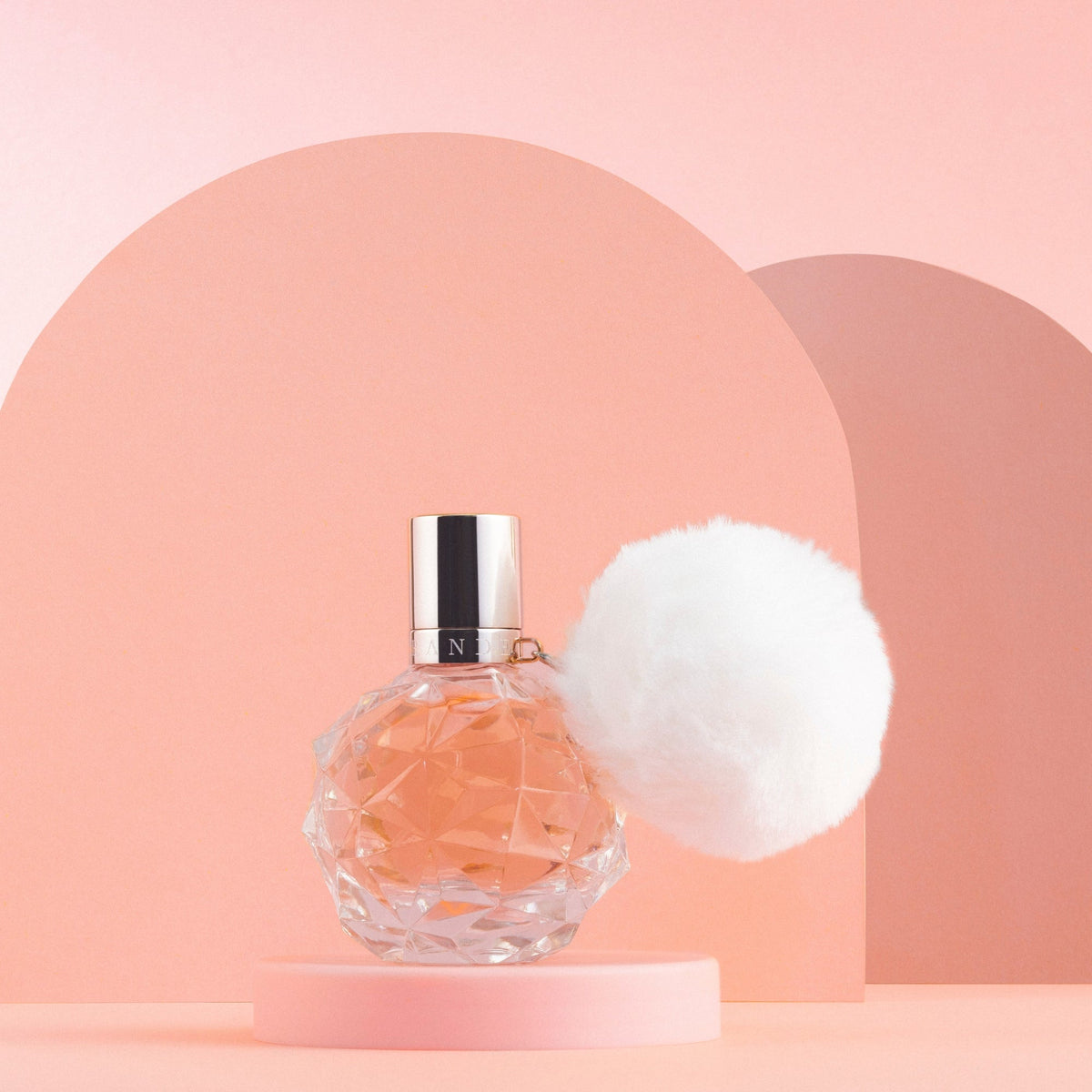 Ari By Ariana Grande Eau De Parfum 100ml Spray - Tophatter Daily Deals