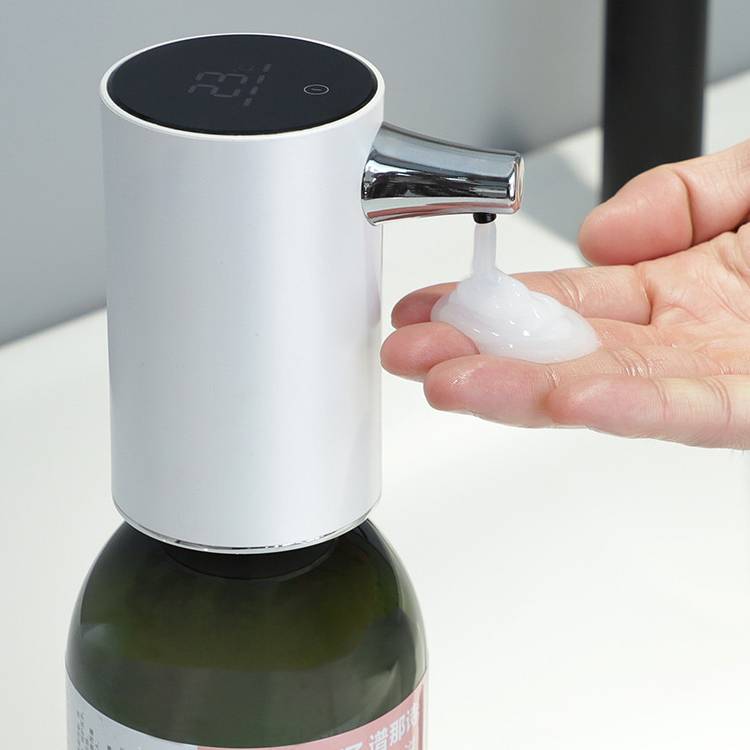 Automatic Induction Washing Cell Phone Shampoo Gel 0 - Tophatter Daily Deals