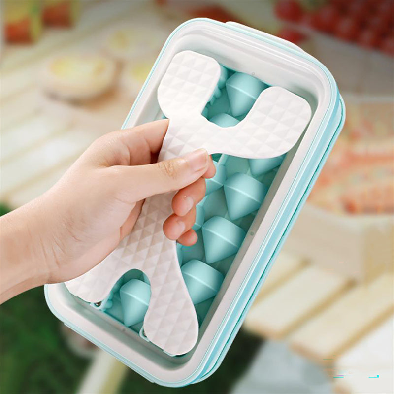 2in1 Portable Silicone Ice Ball Mold Ice Maker Water Bottle Ice Cube Mould Bottle Creative Ice Ball Diamond Curling Summer Kitchen Gadgets 0 - Tophatter Daily Deals