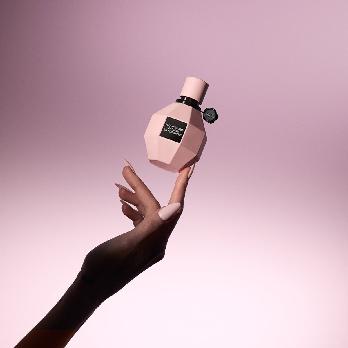 Viktor & Rolf Flowerbomb Extreme Eau De Parfum Intense 30ml Spray - Tophatter Daily Deals