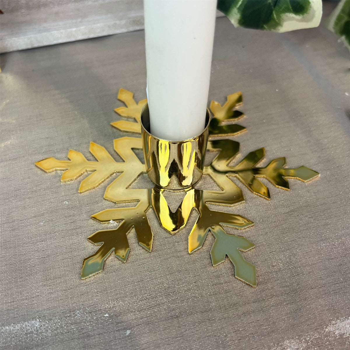 Gold Metal Christmas Candlestick | Festive Snowflake Candle Holder - 11cm Candlestick - Tophatter Daily Deals